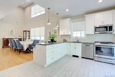 11 Silverwood Circle, Suffern, NY 10901 - Photo 16