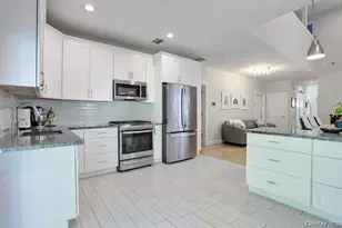 11 Silverwood Cir, Suffern, NY 10901 - Photo 18