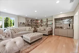 5 Twin Ponds St, Great Neck, NY 11024 - Photo 12