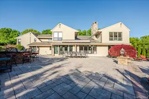 5 Twin Ponds St, Great Neck, NY 11024 - Photo 46