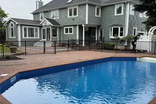 6 Robert Ct, Center Moriches, NY 11934 - Photo 6