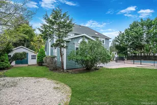 6 Robert Ct, Center Moriches, NY 11934 - Photo 6