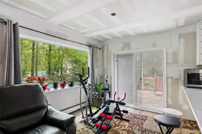 64 Giant Oak Road, Ridge, NY 11961 - Photo 28