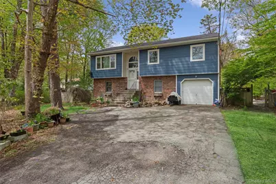 64 Giant Oak Road, Ridge, NY 11961 - Photo 22