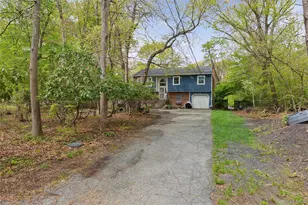 64 Giant Oak Rd, Ridge, NY 11961 - Photo 24