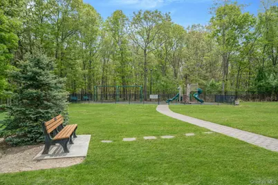 460 Old Town Road #14L, Port Jefferson Station, NY 11776 - Photo 12