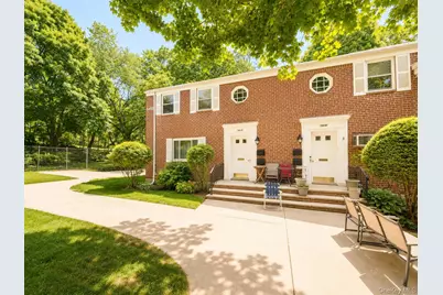 264-47A Langstone Avenue #GV133-A1, Glen Oaks, NY 11004 - Photo 2