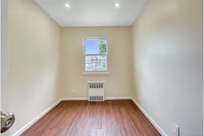 164-38 76th Road, Fresh Meadows, NY 11366 - Photo 22