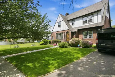 57 Ashton Road, Yonkers, NY 10705 - Photo 1