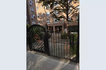 64-35 Yellowstone Blvd. 64-35 Yellowstone Blvd 6G #6G, Forest Hills, NY 11375 - Photo 20