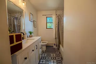 75 Park Ave, Ronkonkoma, NY 11779 - Photo 12