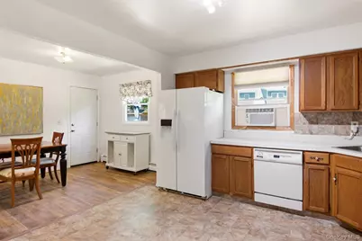 159 Canal Road, Port Jefferson Station, NY 11776 - Photo 10