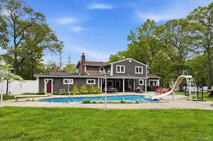 1 Whispering Ct, Dix Hills, NY 11746 - Photo 6