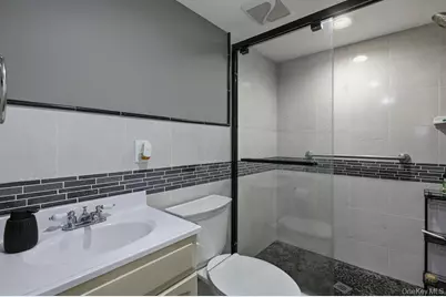 1 Whispering Court, Dix Hills, NY 11746 - Photo 40