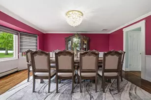 1 Whispering Ct, Dix Hills, NY 11746 - Photo 16