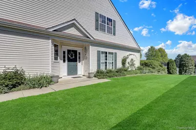 10 Louden Loop, Mount Sinai, NY 11766 - Photo 4