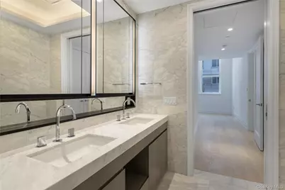 108 Leonard Street #12R, New York (Manhattan), NY 10013 - Photo 4