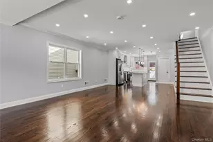 70-19 Manse St, Forest Hills, NY 11375 - Photo 6