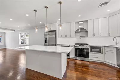 7019 Manse Street, Forest Hills, NY 11375 - Photo 10