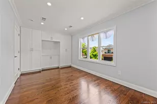 70-19 Manse St, Forest Hills, NY 11375 - Photo 22