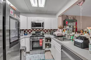126 Sunset Blvd, Bronx, NY 10473 - Photo 4