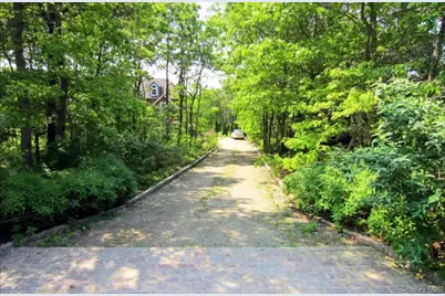 155 Chardonnay Drive, East Quogue, NY 11942 - Photo 2