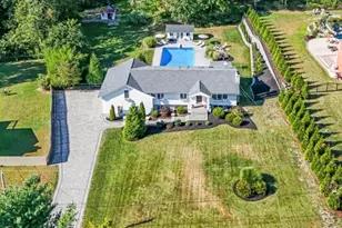 7 Anna D Ct, Hopewell Junction, NY 12533 - Photo 4