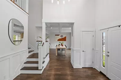 8 Piper Place, Old Bethpage, NY 11804 - Photo 8