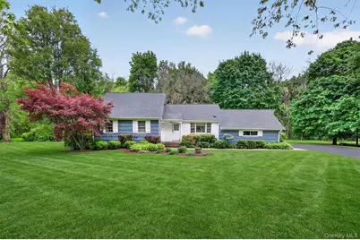 21 Saddle Ridge Drive, Hopewell Junction, NY 12533 - Photo 2
