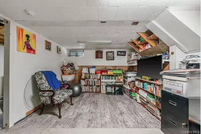 28 Manchester Boulevard, Wheatley Heights, NY 11798 - Photo 28