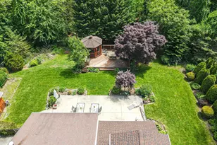 28 Manchester Blvd, Wheatley Heights, NY 11798 - Photo 38