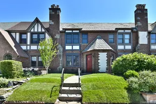 354 Bauer Pl, Mineola, NY 11501 - Photo 18