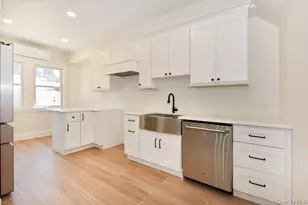 354 Bauer Pl, Mineola, NY 11501 - Photo 6