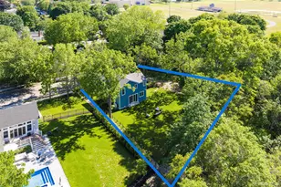 550 Madison Ave, Greenport, NY 11944 - Photo 16