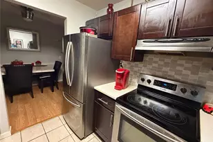 42 Richmond Blvd, Ronkonkoma, NY 11779 - Photo 12