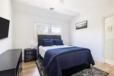 9 Jennifers Path, Quiogue, NY 11978 - Photo 16
