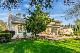 16 Cabriolet Ln, Melville, NY 11747 - Photo 2
