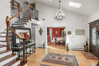 16 Cabriolet Lane, Melville, NY 11747 - Photo 8