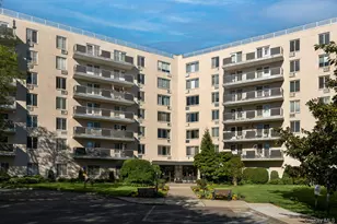135 Post Ave, Westbury, NY 11590 - Photo 12