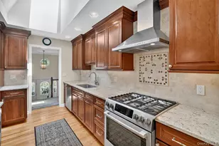 6 Sterling Forest Ln, Suffern, NY 10901 - Photo 10