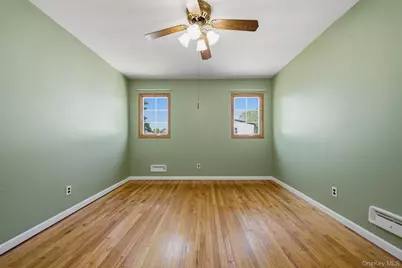Riverdale 23, Oakdale, NY 11769 - Photo 18