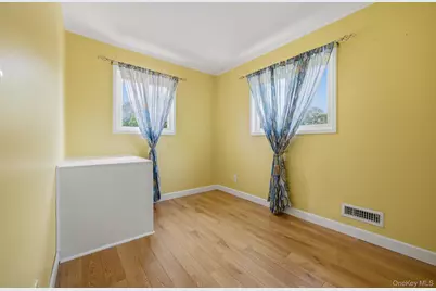 Riverdale 23, Oakdale, NY 11769 - Photo 20