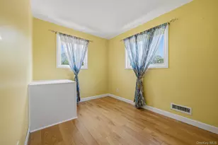 Riverdale 23, Oakdale, NY 11769 - Photo 20