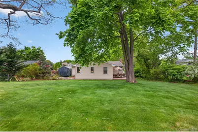 35 Genesee Drive, Commack, NY 11725 - Photo 34