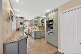 35 Genesee Dr, Commack, NY 11725 - Photo 6