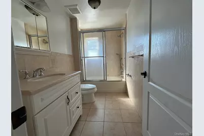 38 East Avenue #second floor, Glen Cove, NY 11542 - Photo 6