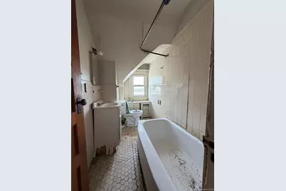 149 Beechwood Avenue, Mount Vernon, NY 10553 - Photo 16