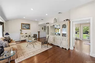 77 Lake Dr, Manhasset Hills, NY 11040 - Photo 6