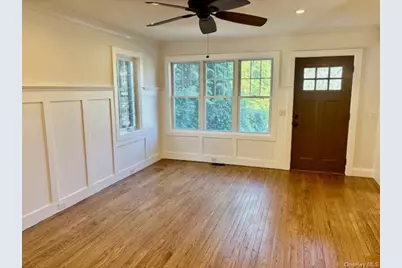 285 Broadway Greenlawn, Huntington, NY 11743 - Photo 2
