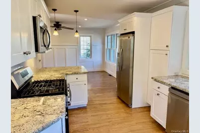 285 Broadway Greenlawn, Huntington, NY 11743 - Photo 8